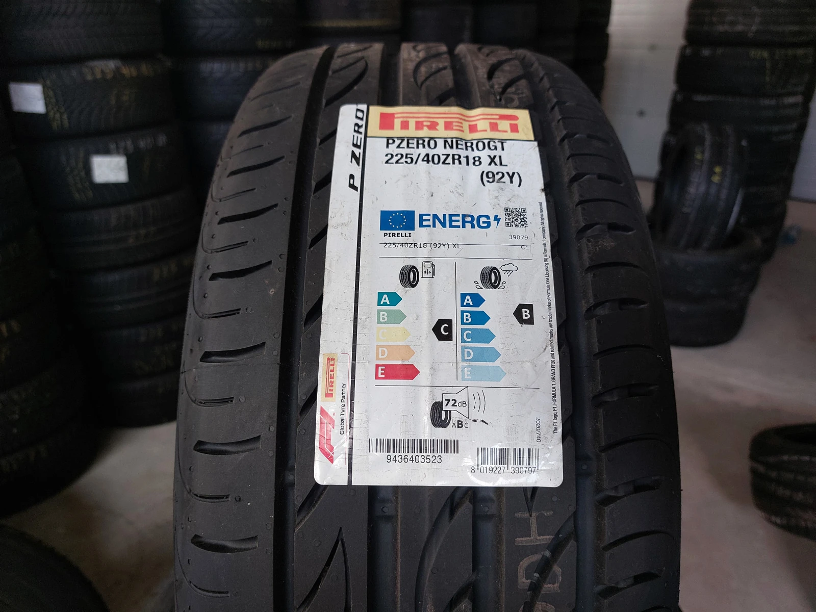 ���� 225/40R18 | Mobile.bg � ����������� 2