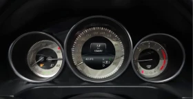 Mercedes-Benz E 220 * АВТО КРЕДИТ* ЦЕНА ДО БГ * Сервизна история * , снимка 9