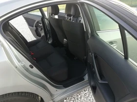 Toyota Avensis 1.8I klima navi | Mobile.bg    12