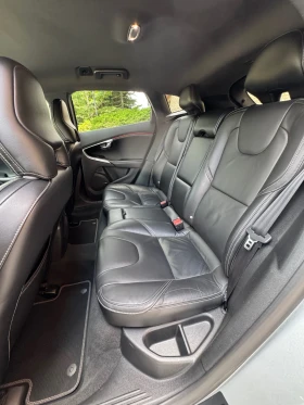 Volvo V40 2.0D 190 R-Design /Harmon/ Памет/ Подгрев/ Keyless - 15990 лв. - 29049991 11