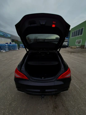 Mercedes-Benz CLA 200 AMG Night Package, снимка 10