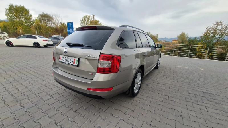 Skoda Octavia TSI DSG ЛИЗИНГ, снимка 5 - Автомобили и джипове - 47542556