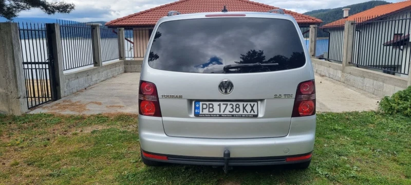 VW Touran 2.0 TDI 140 к.с., снимка 3 - Автомобили и джипове - 48337690