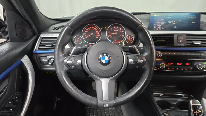 BMW 320 Vi(F3X) M Sport, снимка 6 - Автомобили и джипове - 48910557