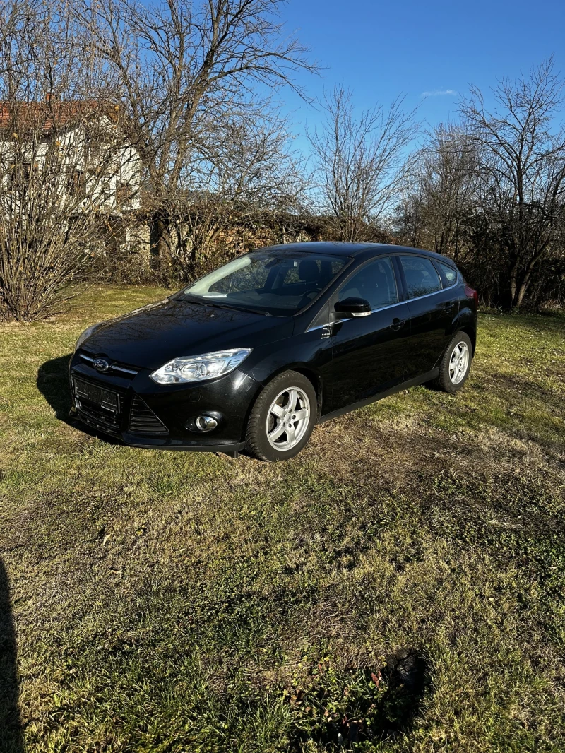 Ford Focus 1.0i, снимка 1 - Автомобили и джипове - 49505187