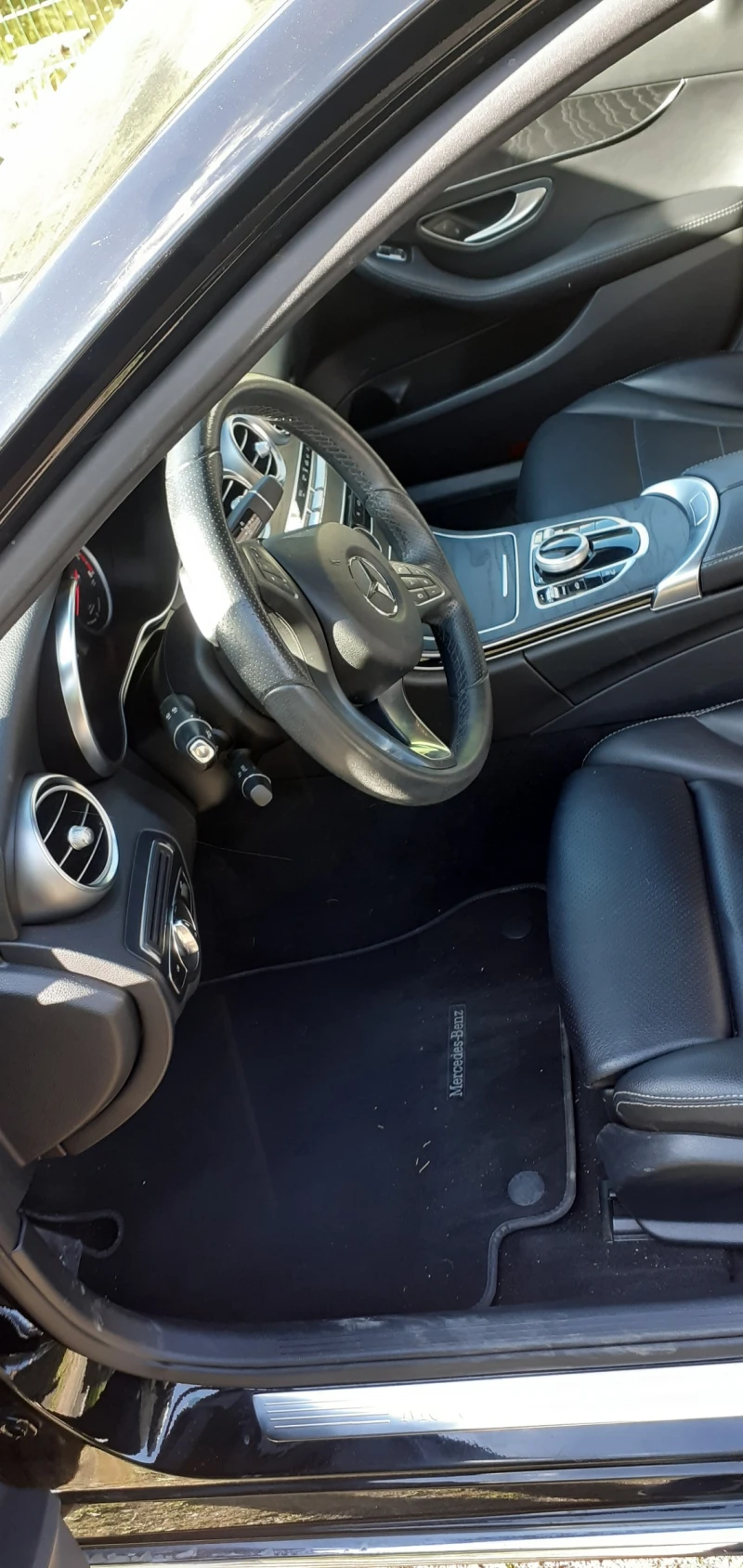 Mercedes-Benz C 350 C350e 2018 Sport + 19&#34; ориг боя, снимка 7 - Автомобили и джипове - 50301636