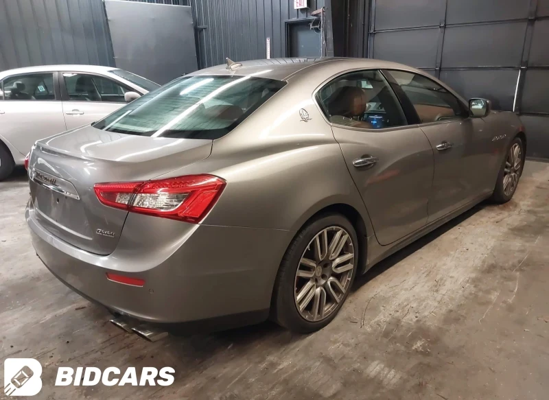 Maserati Ghibli SQ4, снимка 4 - Автомобили и джипове - 52127252