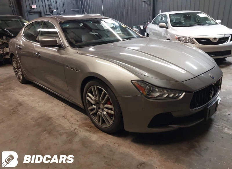 Maserati Ghibli SQ4, снимка 2 - Автомобили и джипове - 52127252