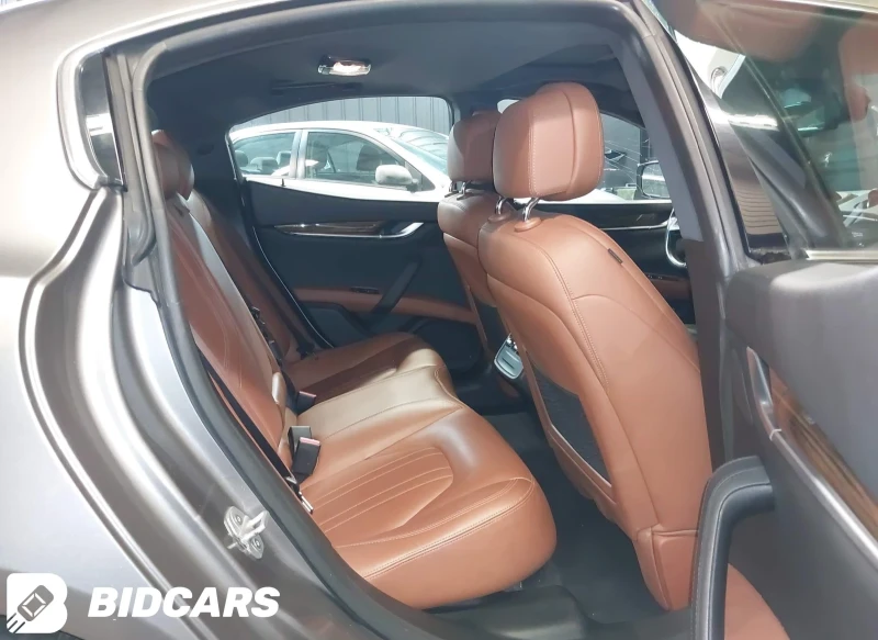 Maserati Ghibli SQ4, снимка 6 - Автомобили и джипове - 52127252