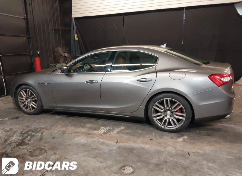 Maserati Ghibli SQ4, снимка 9 - Автомобили и джипове - 52127252