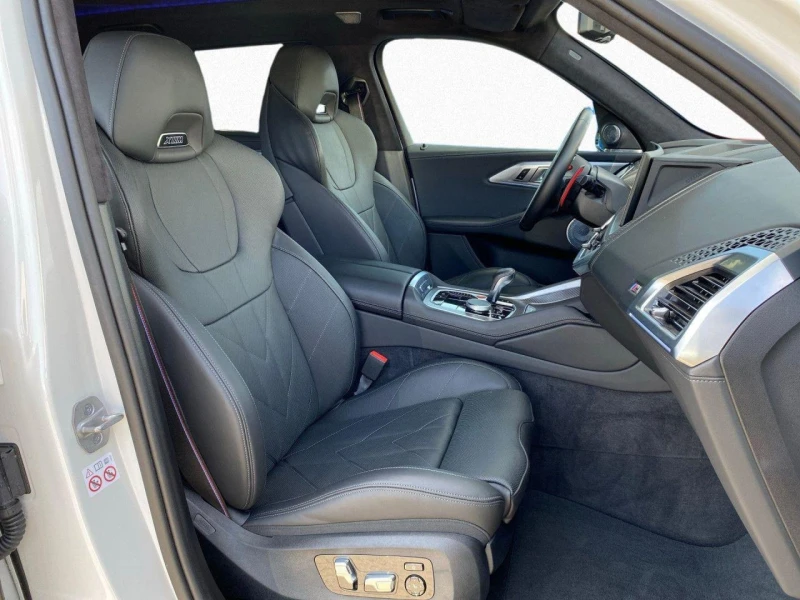 BMW XM V8 PLUG-IN HYBRID CARBON B&W HEAD UP 360 CAMERA, снимка 11 - Автомобили и джипове - 52203193