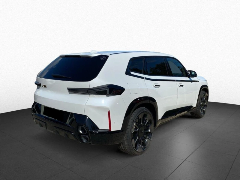 BMW XM V8 PLUG-IN HYBRID CARBON B&W HEAD UP 360 CAMERA, снимка 3 - Автомобили и джипове - 52203193