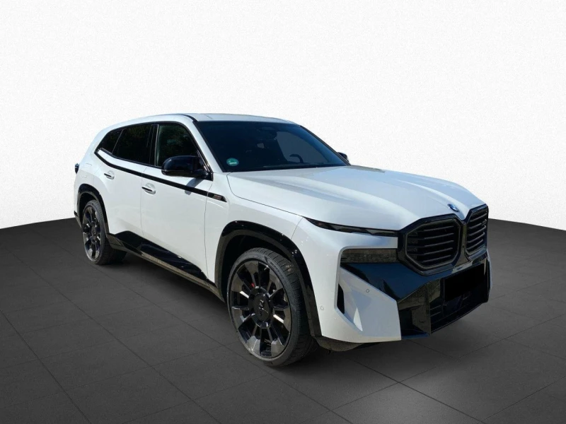 BMW XM V8 PLUG-IN HYBRID CARBON B&W HEAD UP 360 CAMERA, снимка 4 - Автомобили и джипове - 52203193