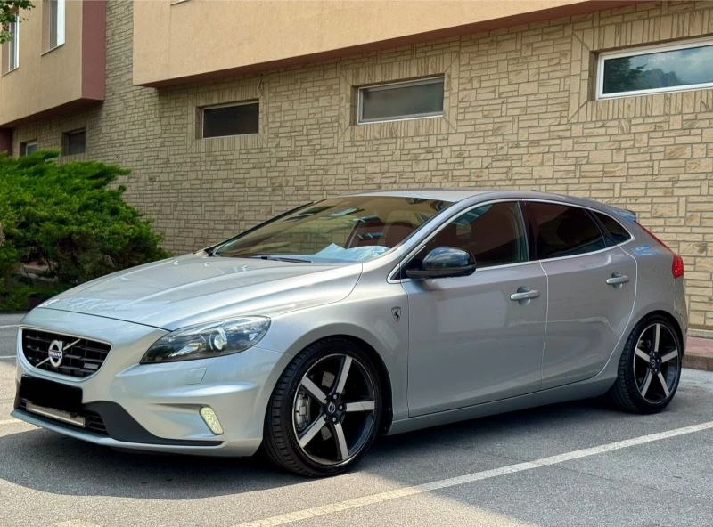 Volvo V40 2.0D 190 R-Design /Harmon/ Памет/ Подгрев/ Keyless - 15990 лв. - 29049991 1