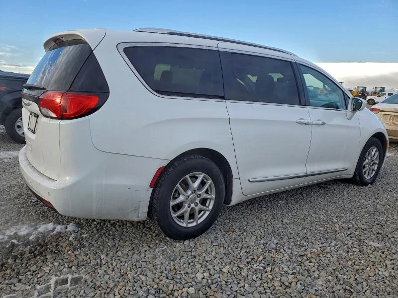 Chrysler Pacifica 3.6 TOURING L, снимка 4 - Автомобили и джипове - 53122829