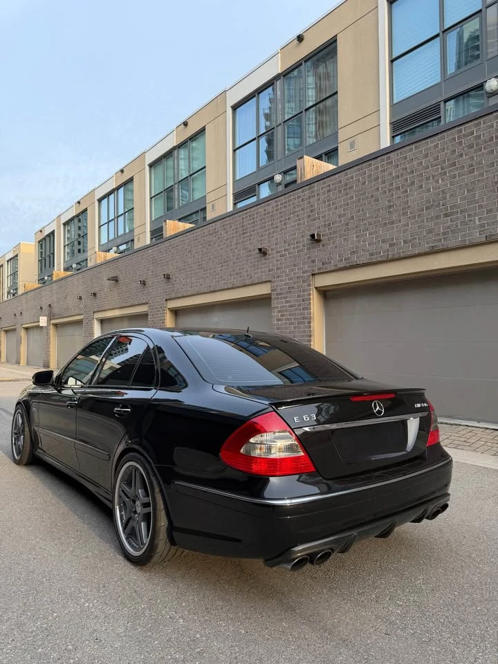 Mercedes-Benz E 63 AMG * HARMAN KARDON* CARBON LIPS* �������* ����*  | Mobile.bg � ����������� 3