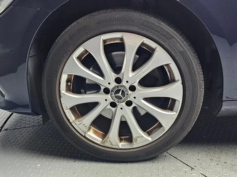 Mercedes-Benz E 220 CDI Avantgarde - САМО 30% АВАНС!, снимка 5 - Автомобили и джипове - 55441750