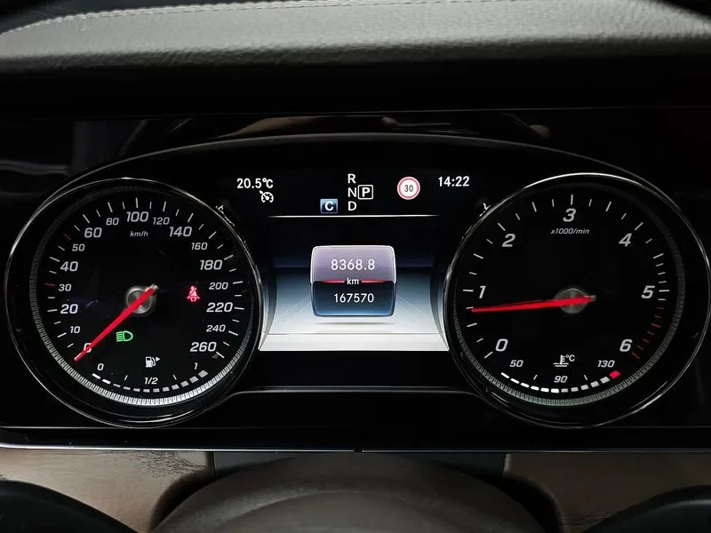 Mercedes-Benz E 220 CDI Avantgarde - САМО 30% АВАНС!, снимка 8 - Автомобили и джипове - 55441750
