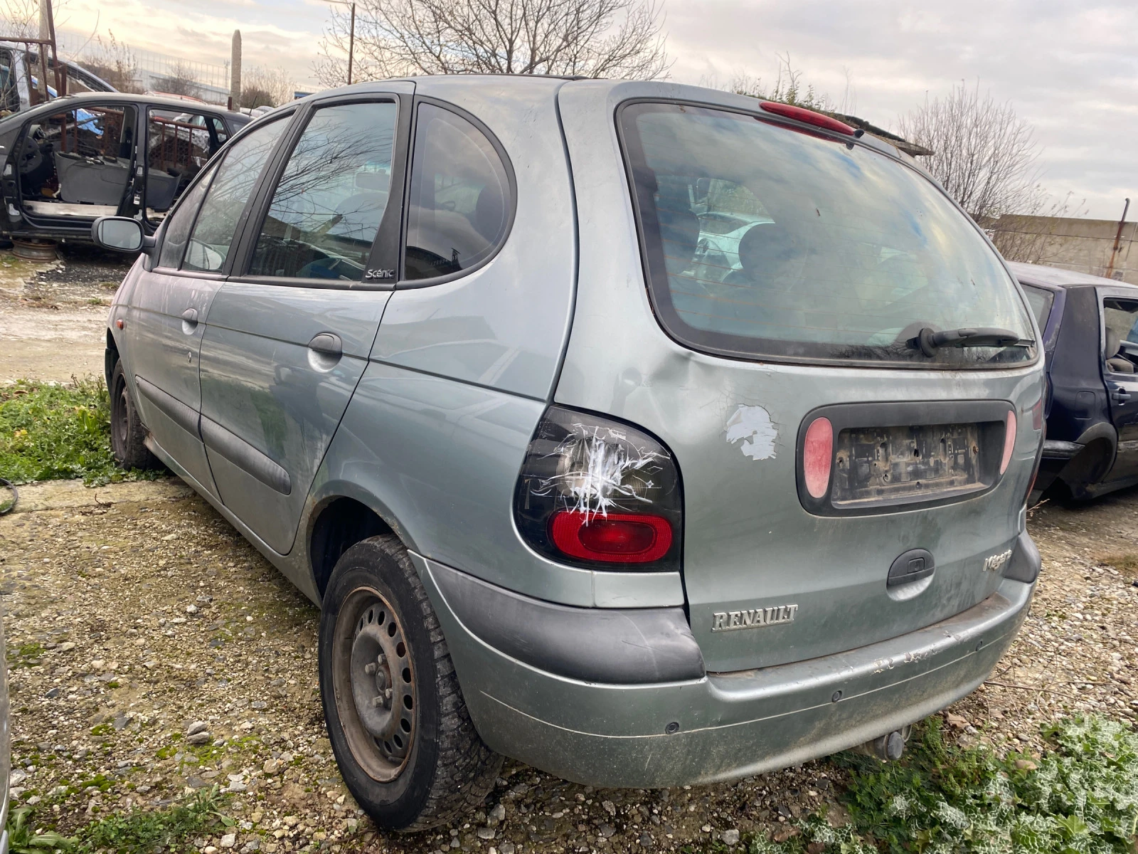 Renault Scenic 1.6 - изображение 5