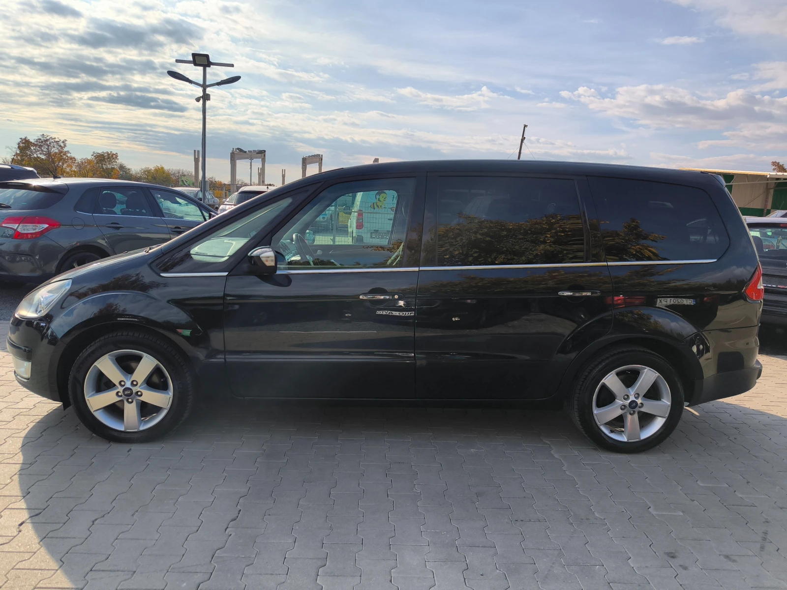 Ford Galaxy 2, 0-116к.с.7 МЕСТА, 6скор.НАВИ, FACELiFT, ЕВРО 5В - изображение 3