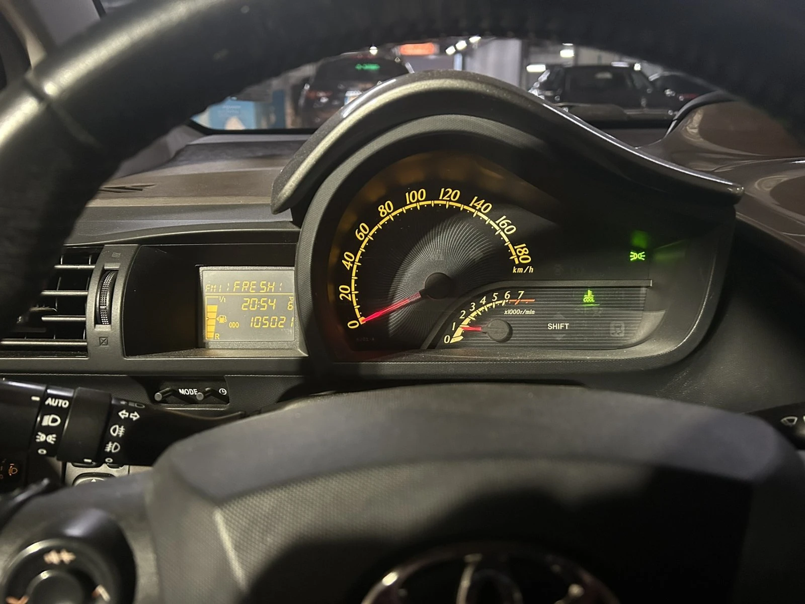 Toyota IQ 1.0 - изображение 3