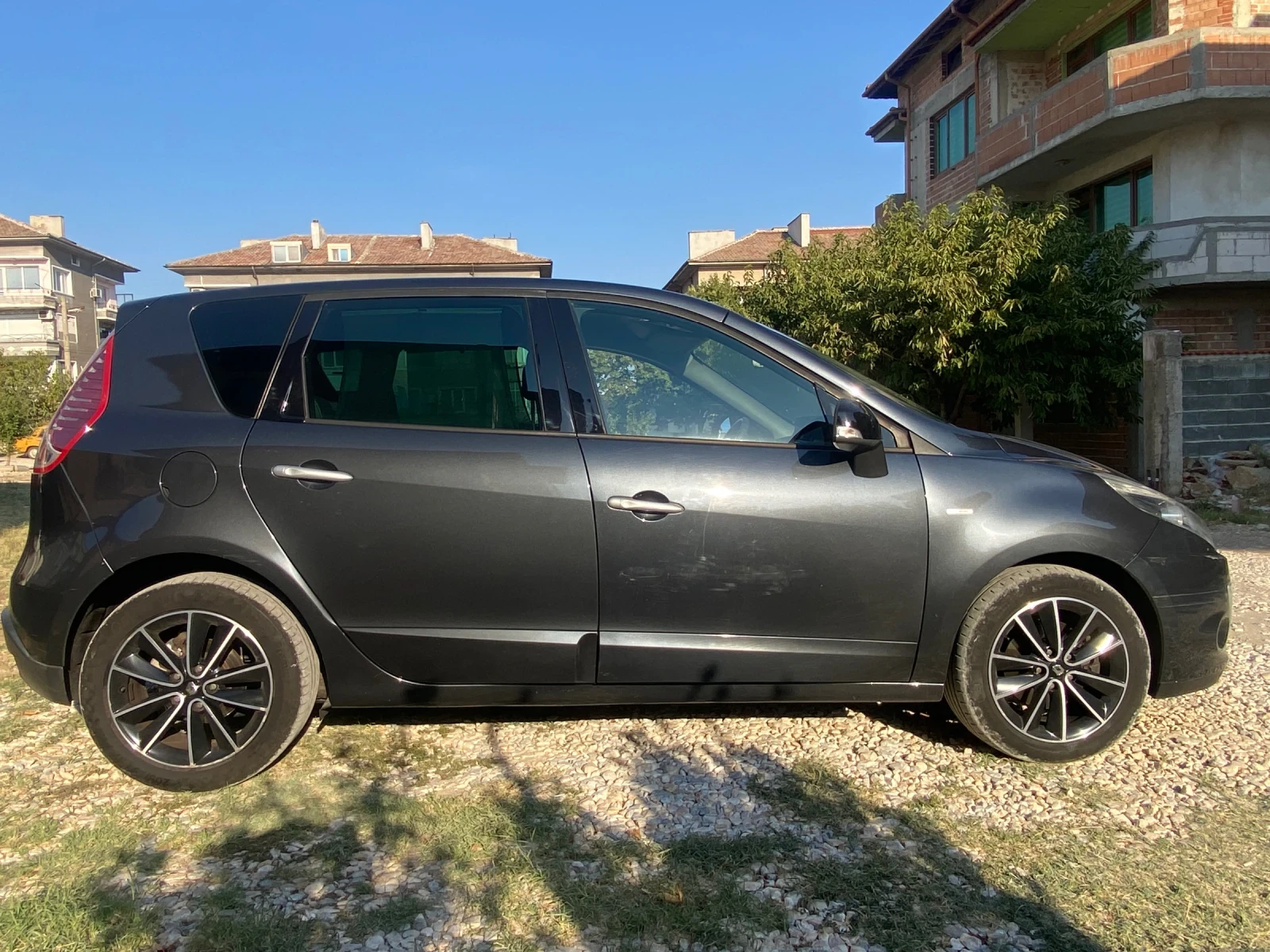 Renault Scenic BOSE - изображение 3
