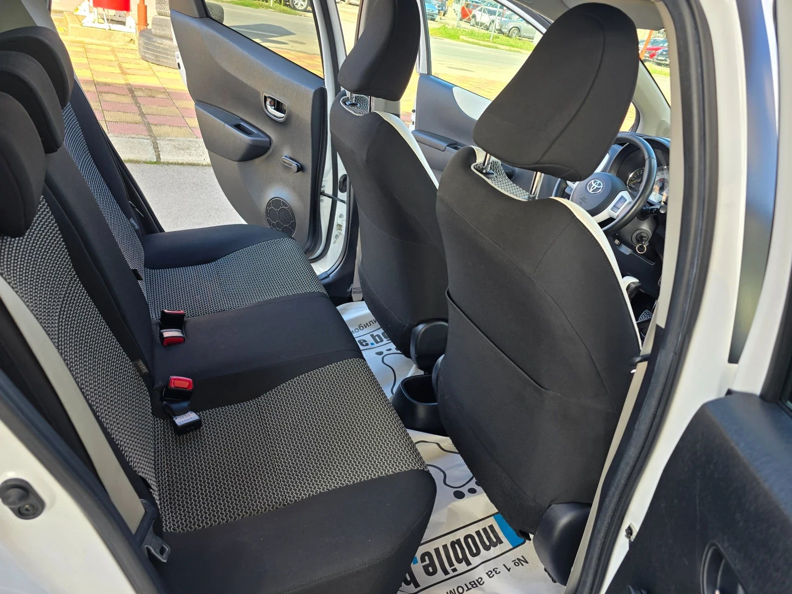 Toyota Yaris 1.33 - изображение 7