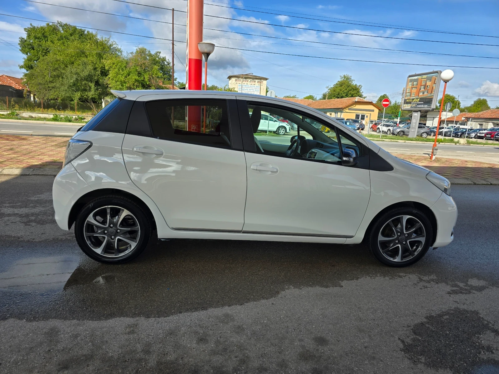 Toyota Yaris 1.33 - изображение 4