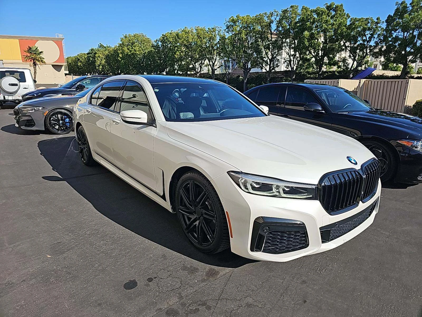 BMW 740 2020* M-PACK* BLACK OPTIC* PANO* ОБДУХ* AMBIENT* H - изображение 2