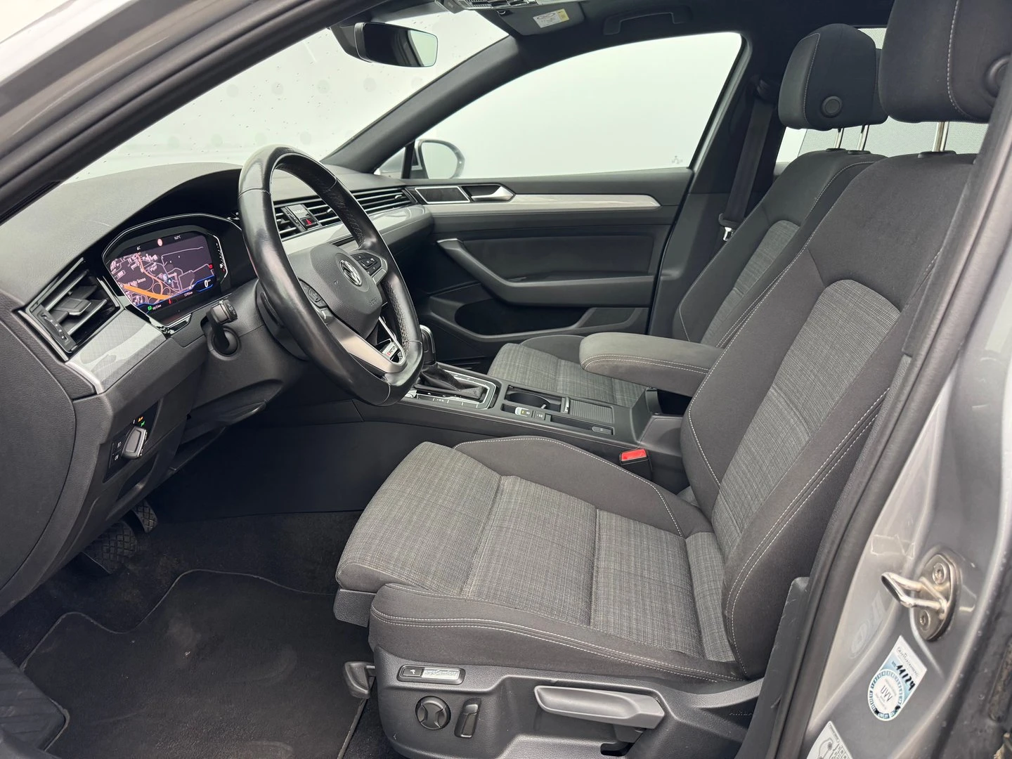 VW Passat VW Passat Var. Business 2.0TDI SCR 4MOT DSG - изображение 5