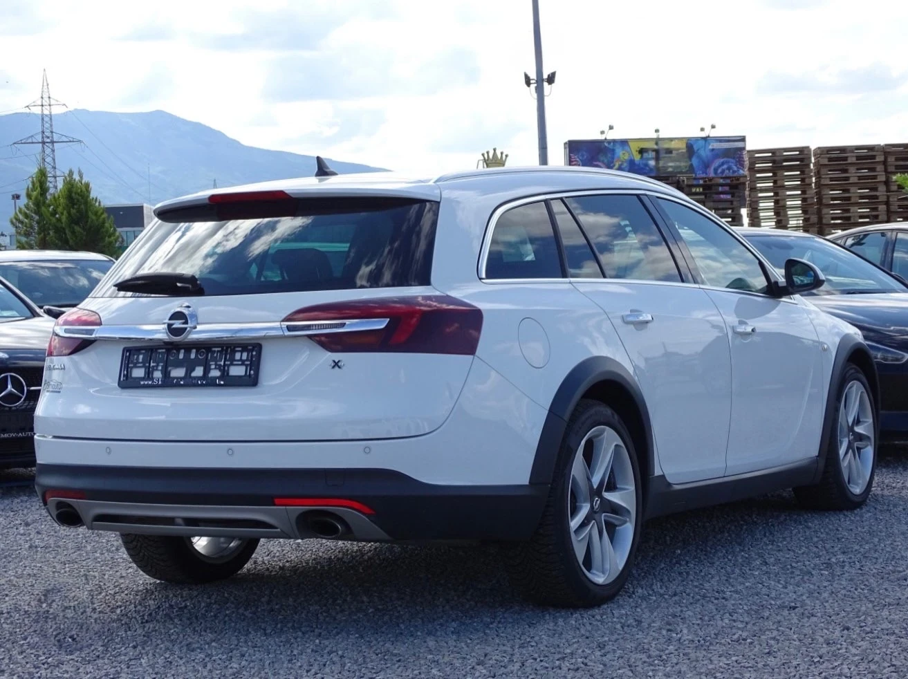 Opel Insignia 2.0CDT? SPORT TOURER - изображение 2