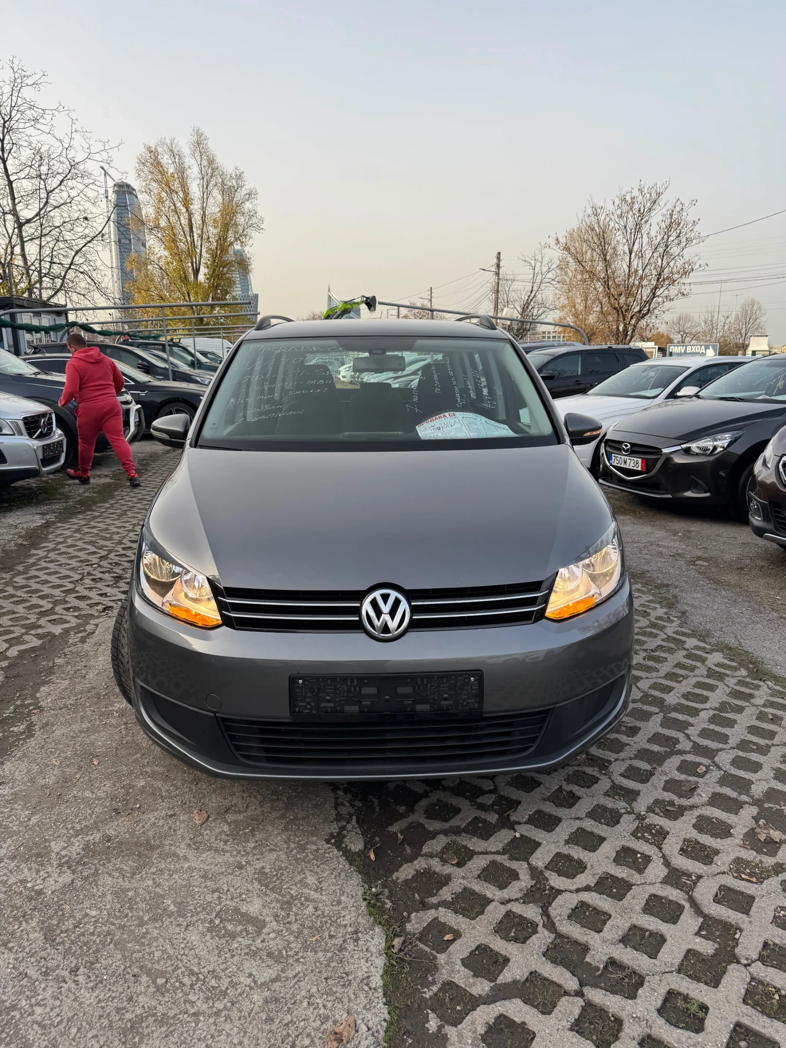 VW Touran TDI  SPORT / 7  | Mobile.bg   3