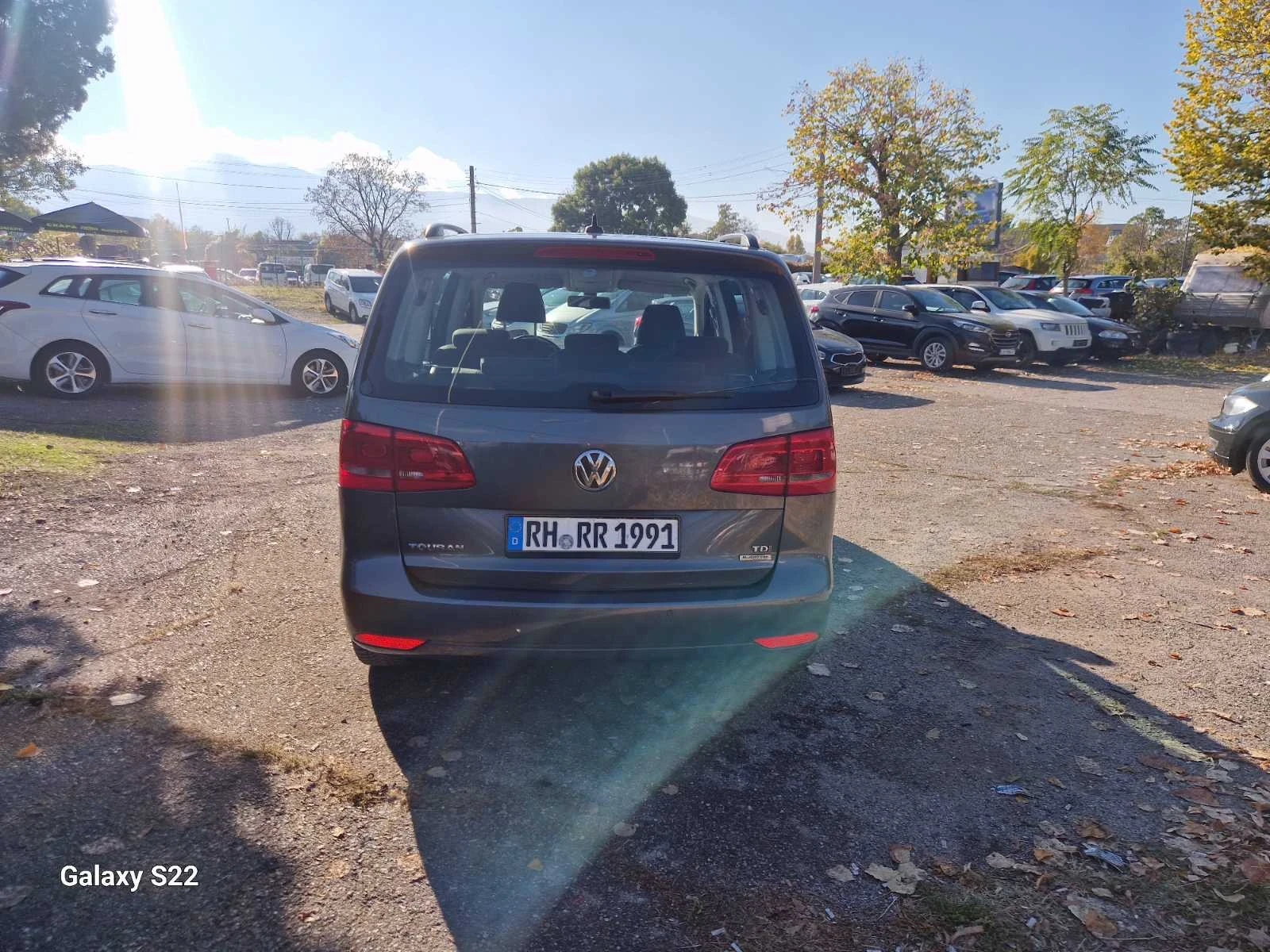 VW Touran 1.6 TDI  SPORT / 7  | Mobile.bg   4