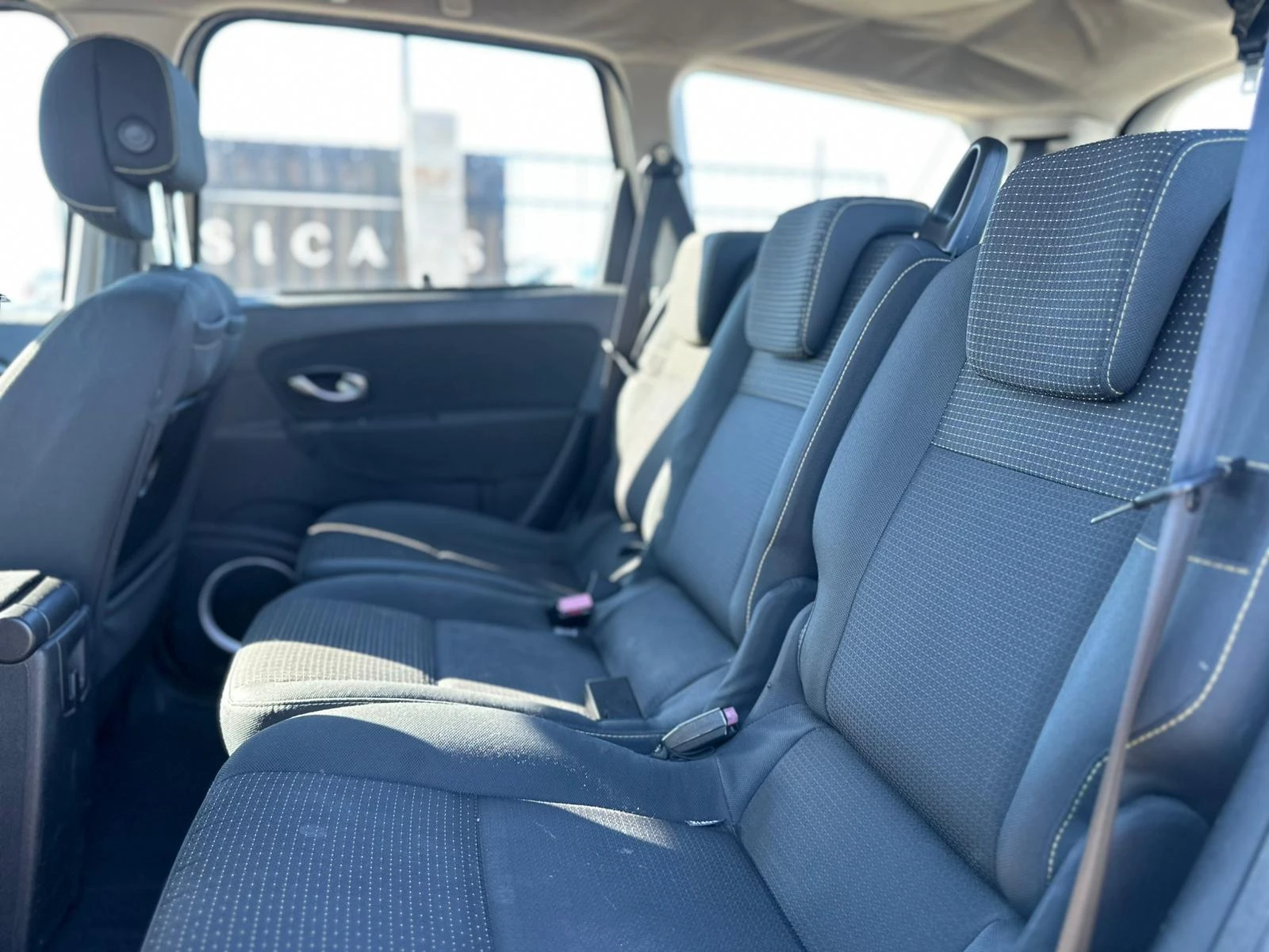 Renault Scenic / 1.5D / 110 HP / 6+ 1 / EURO 5 / | Mobile.bg � ����������� 11