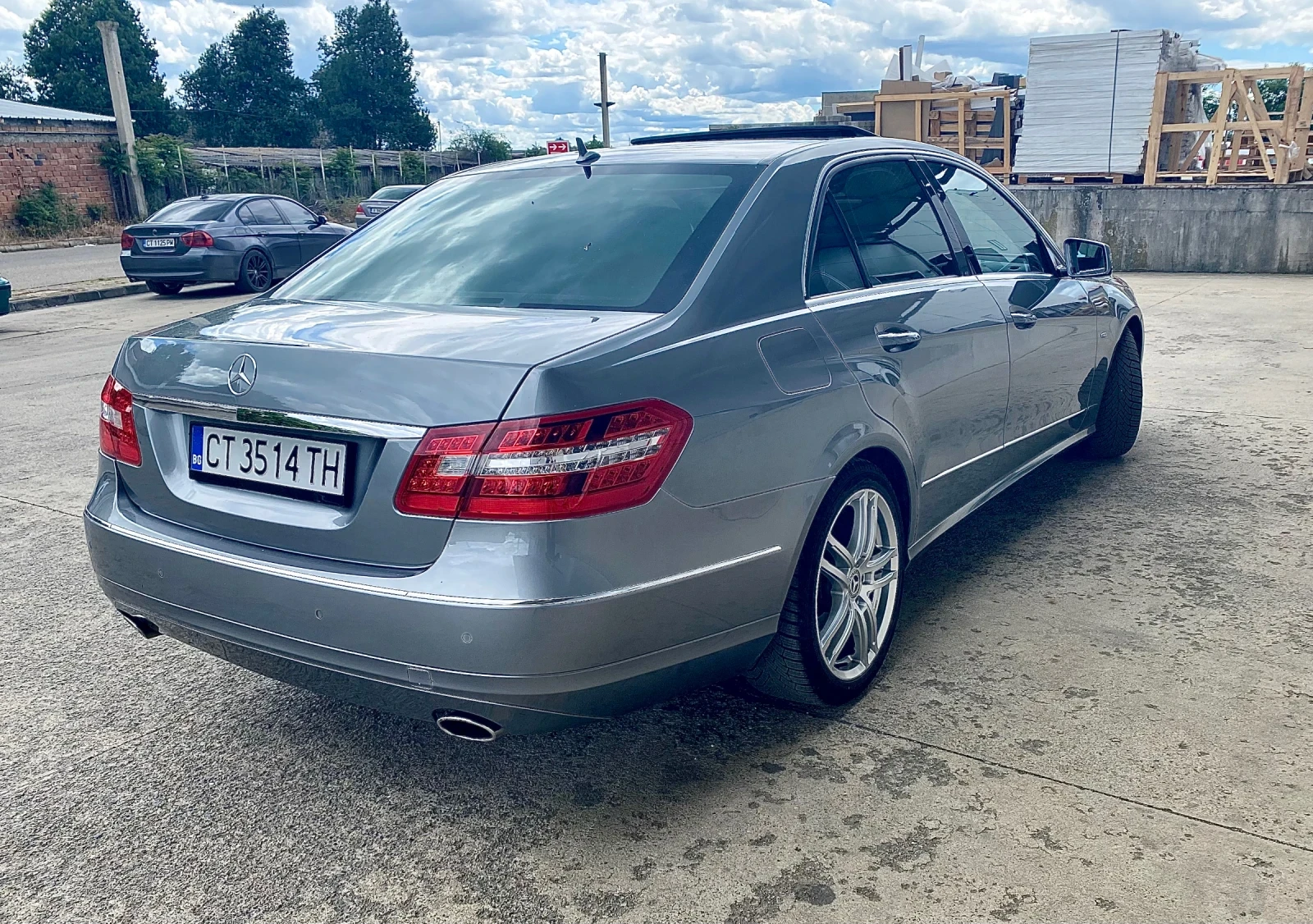 Mercedes-Benz E 350 231к.с  Avantgarde МАСАЖ, снимка 6 - Автомобили и джипове - 53993168