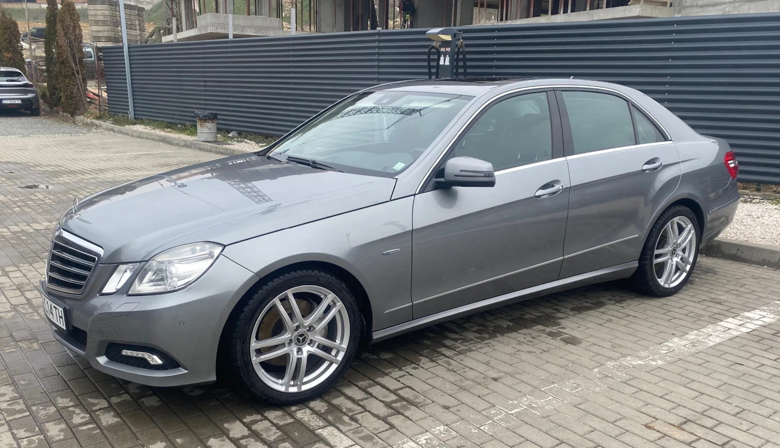 Mercedes-Benz E 350 231к.с  Avantgarde
