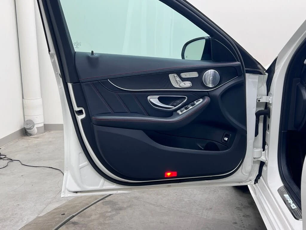 Mercedes-Benz C 43 AMG 4matic * Sedan* Burmester * АвтоКредит* ЦЕНА ДО БГ, снимка 8 - Автомобили и джипове - 54153253