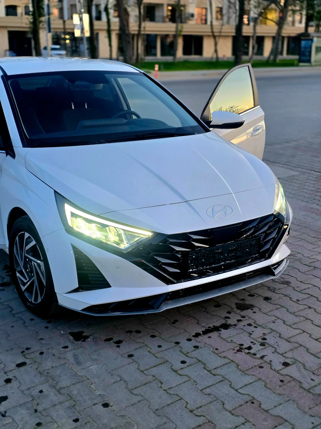 Hyundai I20  Hyundai I20 T-GDI | 48V Hybrid  Нов Full Full, снимка 8 - Автомобили и джипове - 54283450