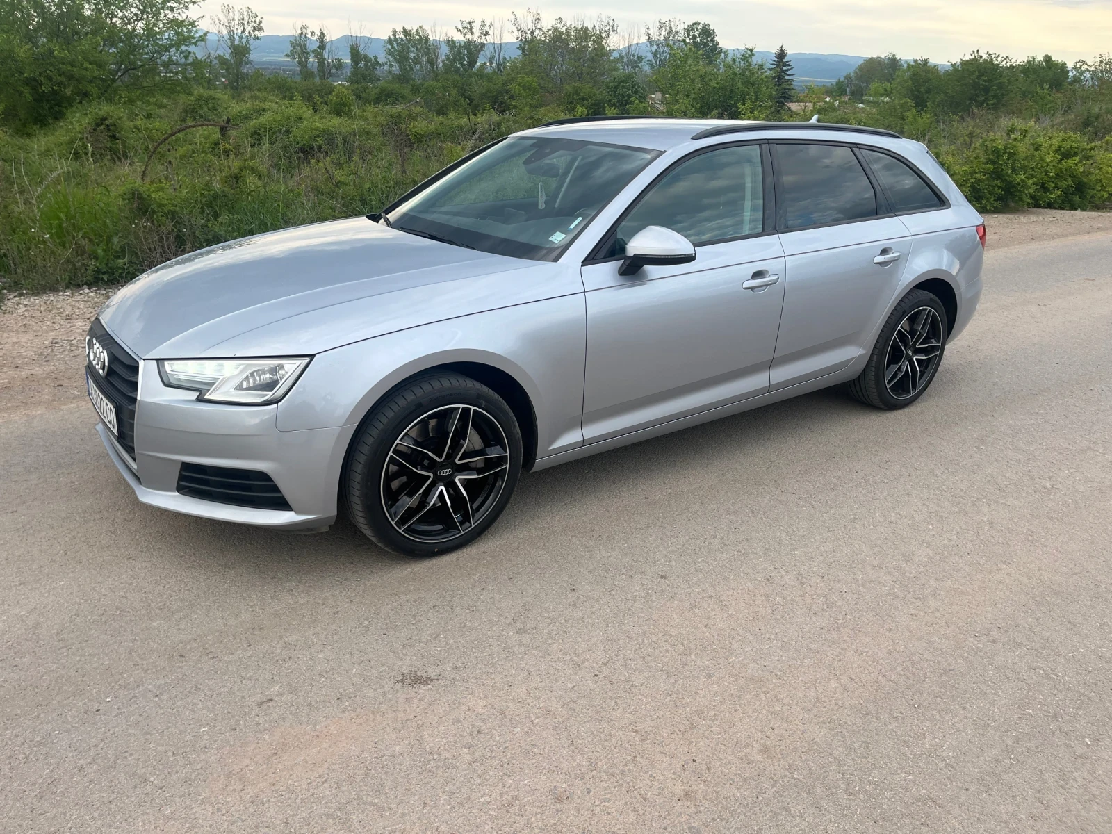 Audi A4 3.0tdi, снимка 5 - Автомобили и джипове - 54497817