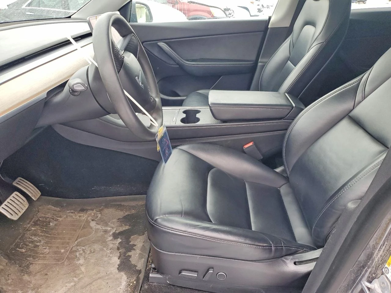 Tesla Model Y, снимка 7 - Автомобили и джипове - 54663751