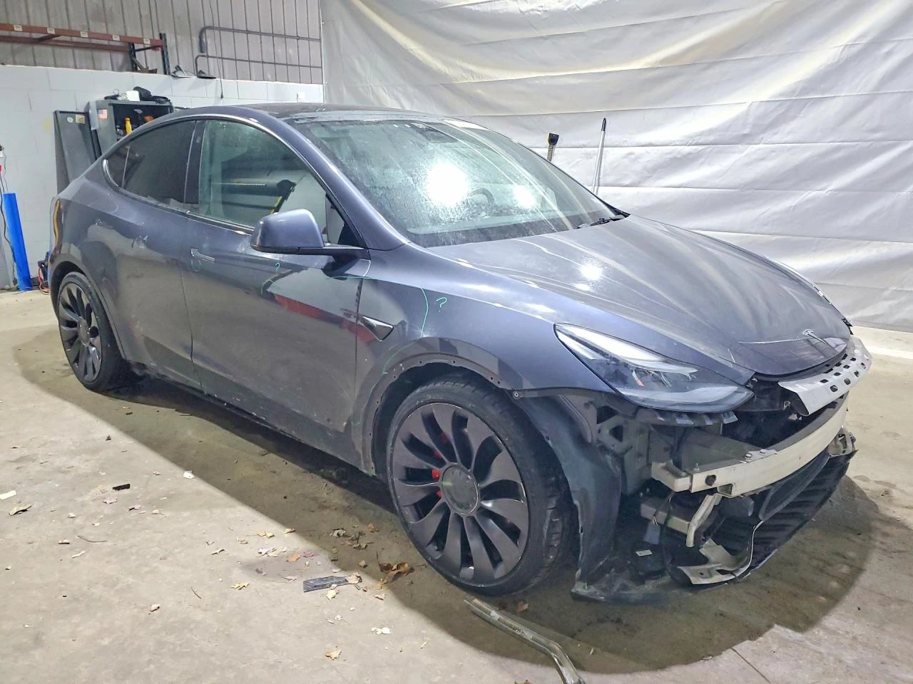Tesla Model Y, снимка 4 - Автомобили и джипове - 54663751
