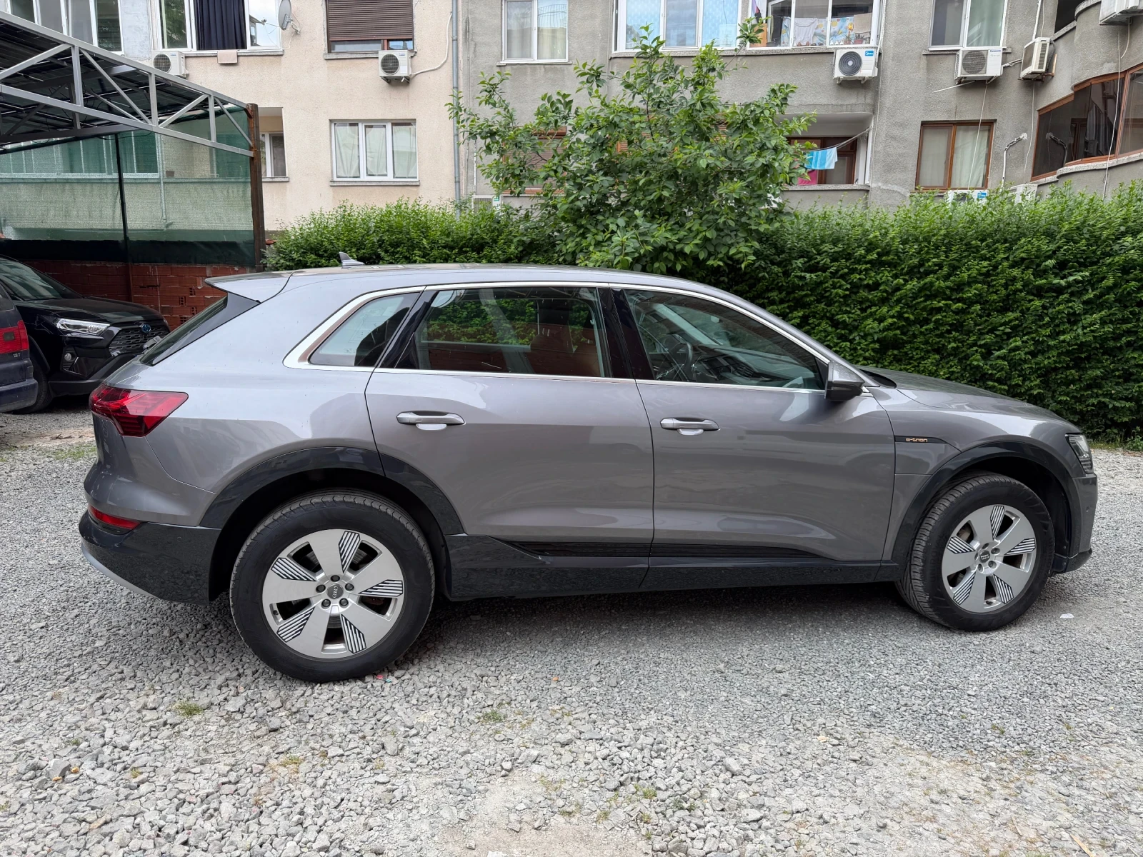 Audi E-Tron 55, снимка 7 - Автомобили и джипове - 54702769