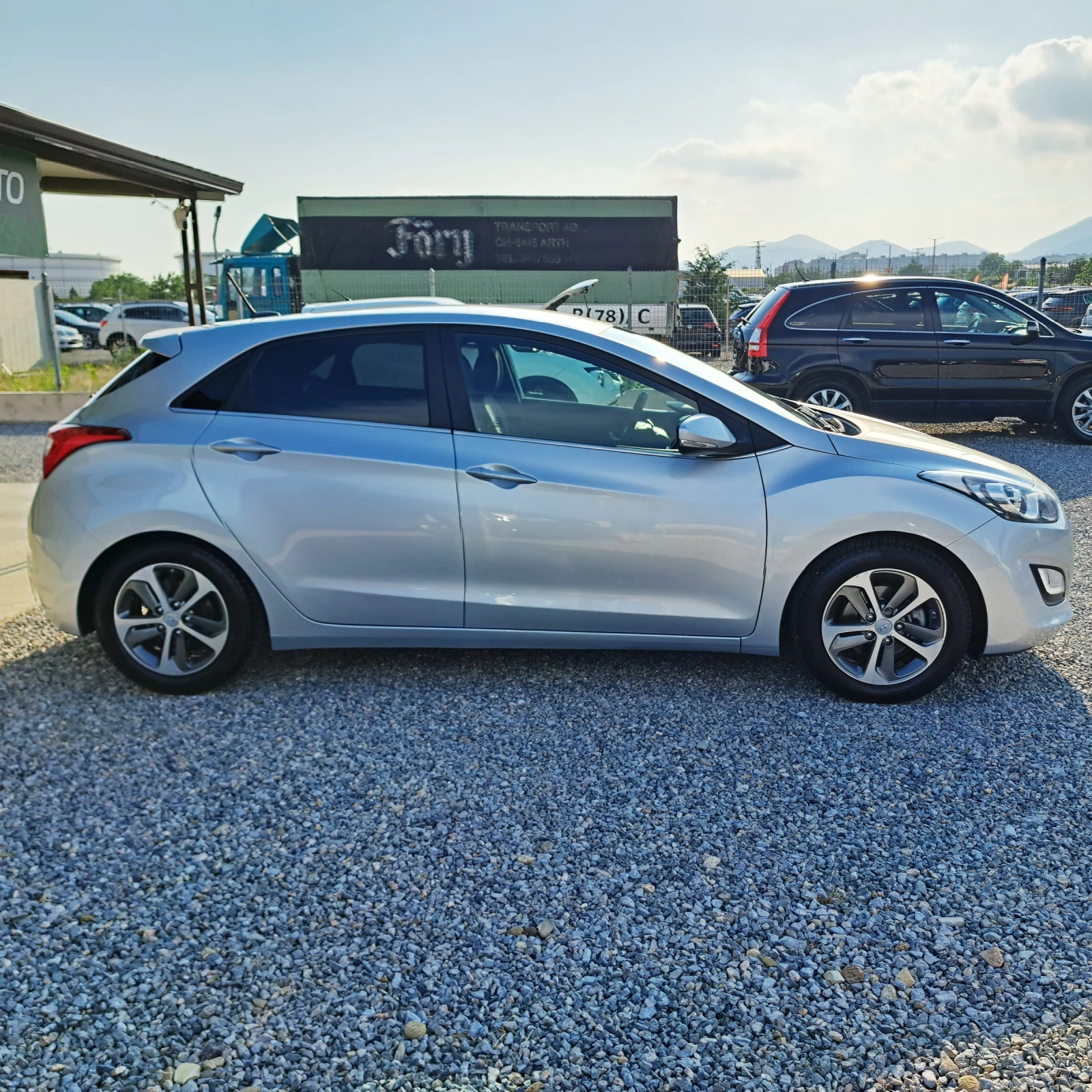 Hyundai I30  1.6 CRDi 5P Go!* Navi* Led* Camera* Отличен!, снимка 6 - Автомобили и джипове - 54798366