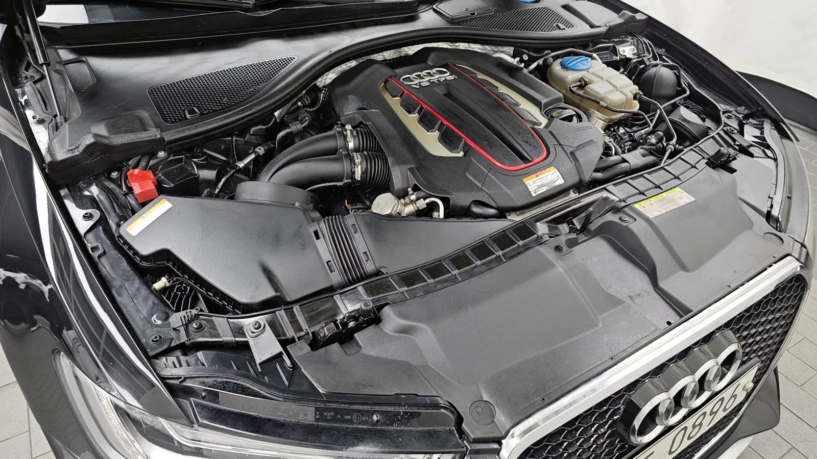 Audi S6 4.0TFSI QUATTRO| MATRIX| HUD| BANG&OLUFSEN, снимка 16 - Автомобили и джипове - 54869812