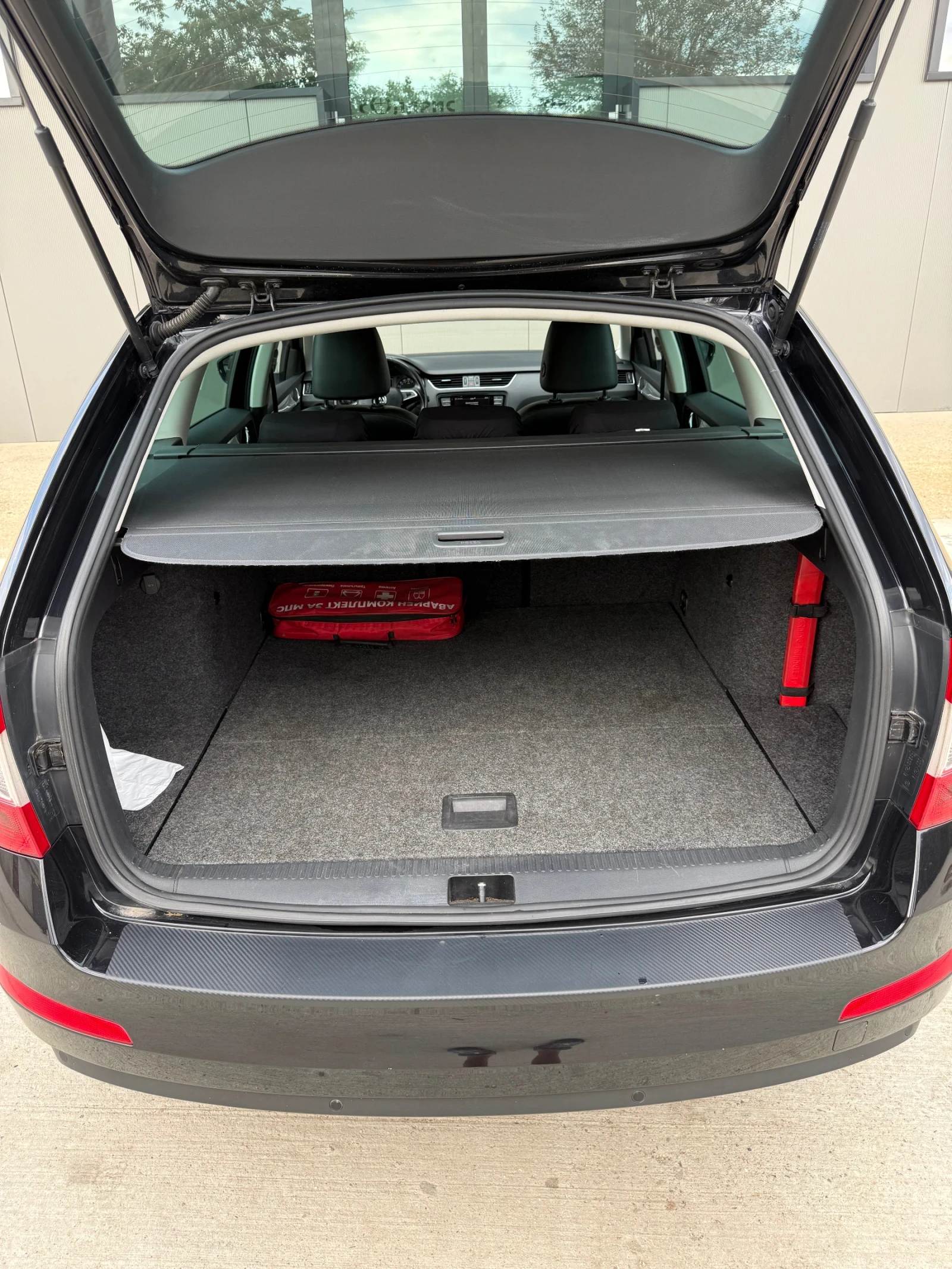 Skoda Octavia 2.0 TDI, снимка 11 - Автомобили и джипове - 55316638