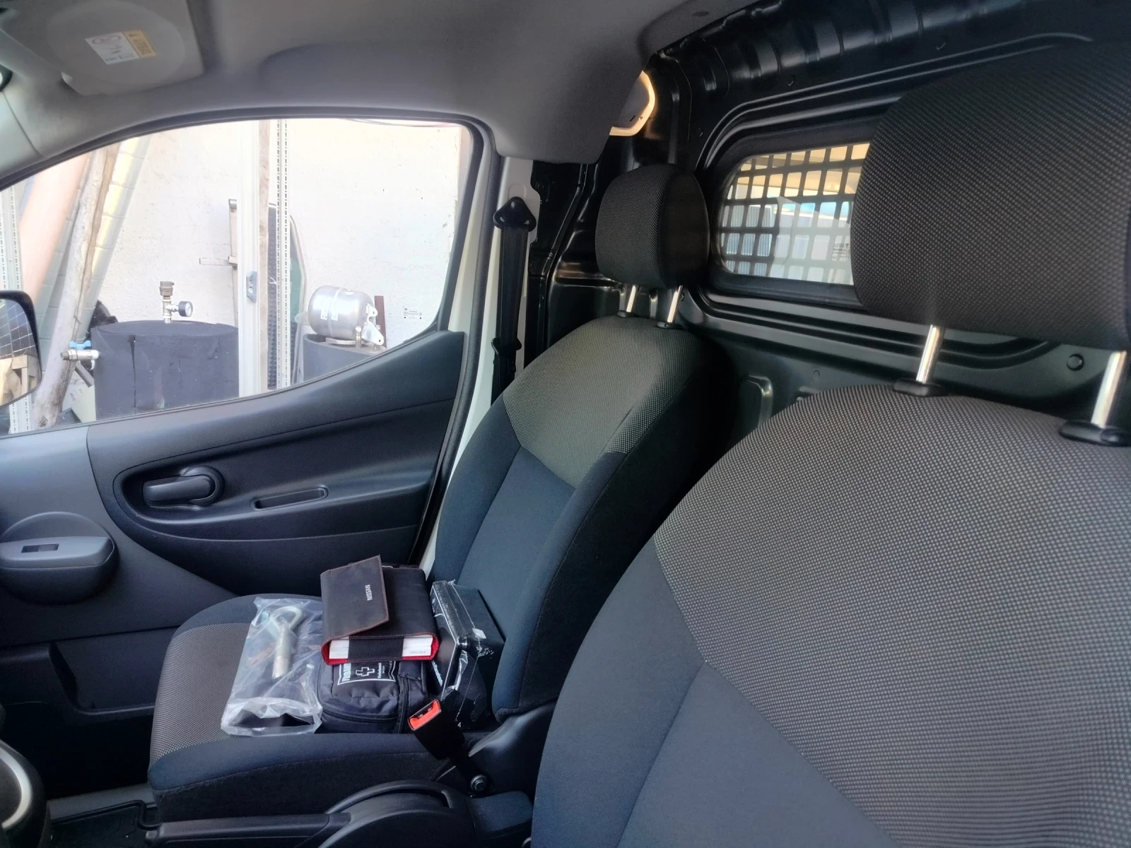 Nissan e-NV200 40Kwh, снимка 6 - Автомобили и джипове - 55456603