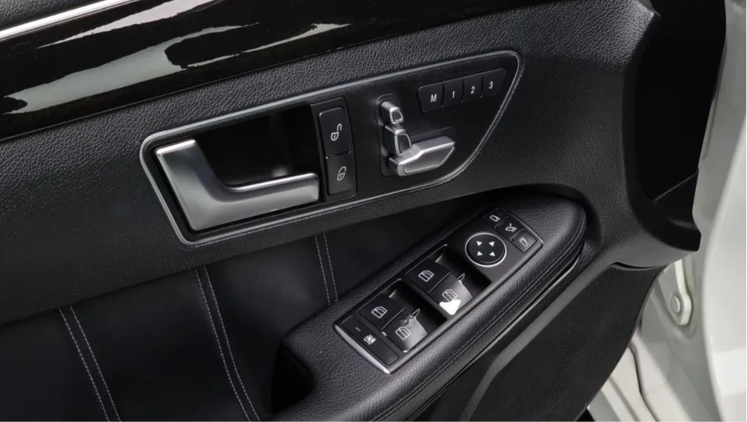 Mercedes-Benz E 220 * ���� ������* ���� �� �� * �������� ������� *  | Mobile.bg � ����������� 13