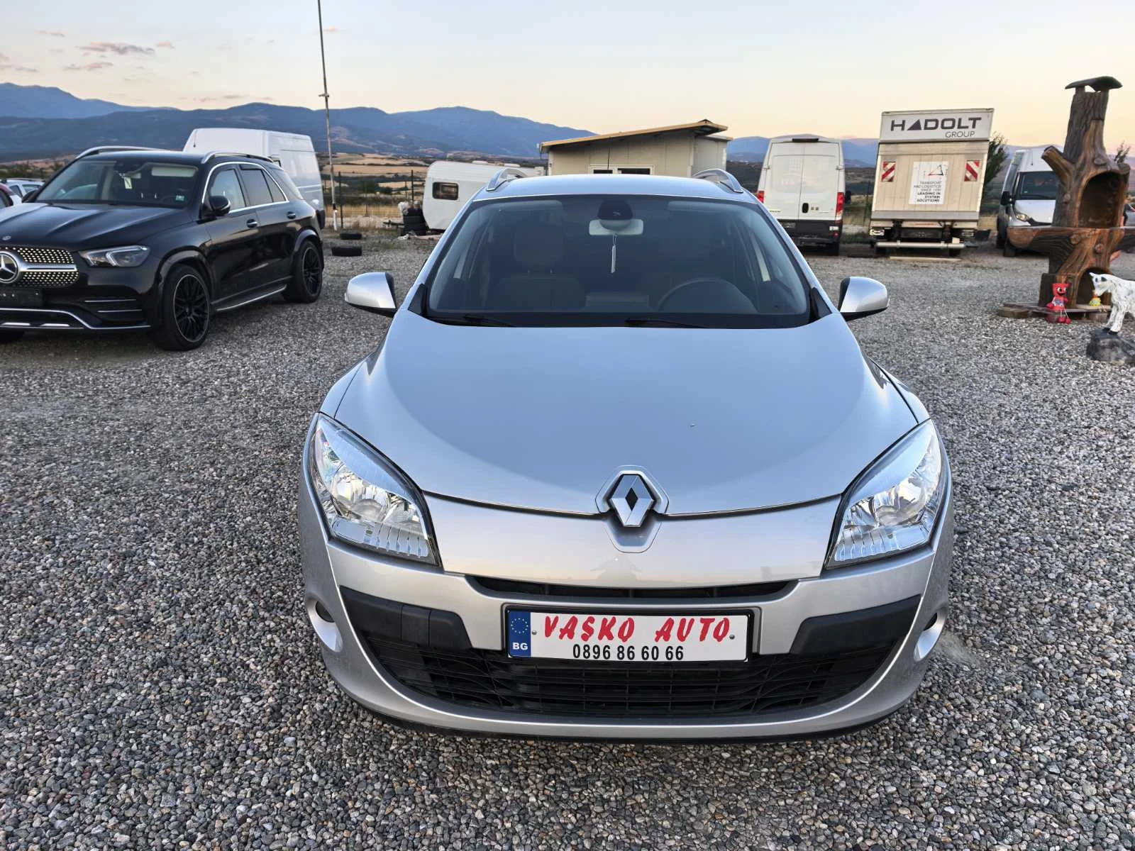 Renault Megane 1.5DCI, снимка 2 - Автомобили и джипове - 55805805