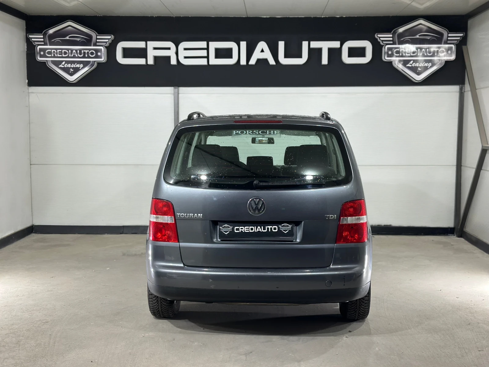 VW Touran, снимка 5 - Автомобили и джипове - 56199030