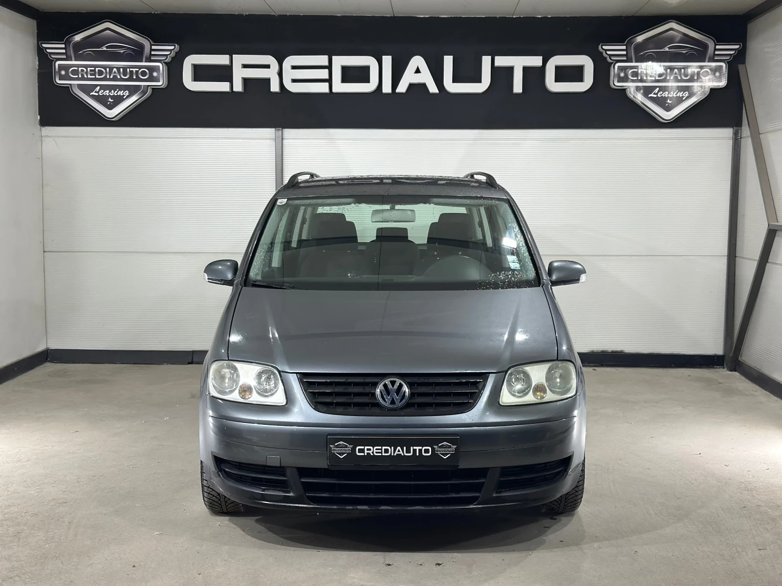 VW Touran, снимка 2 - Автомобили и джипове - 56199030